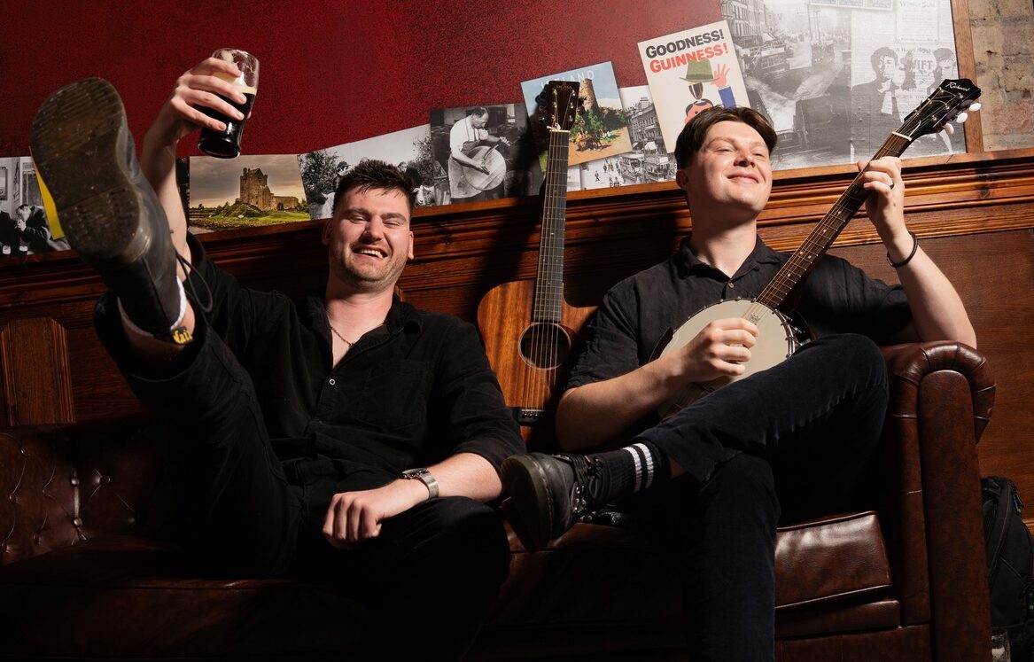 soundcloud-art-original-1080x1080 The Guzzlers